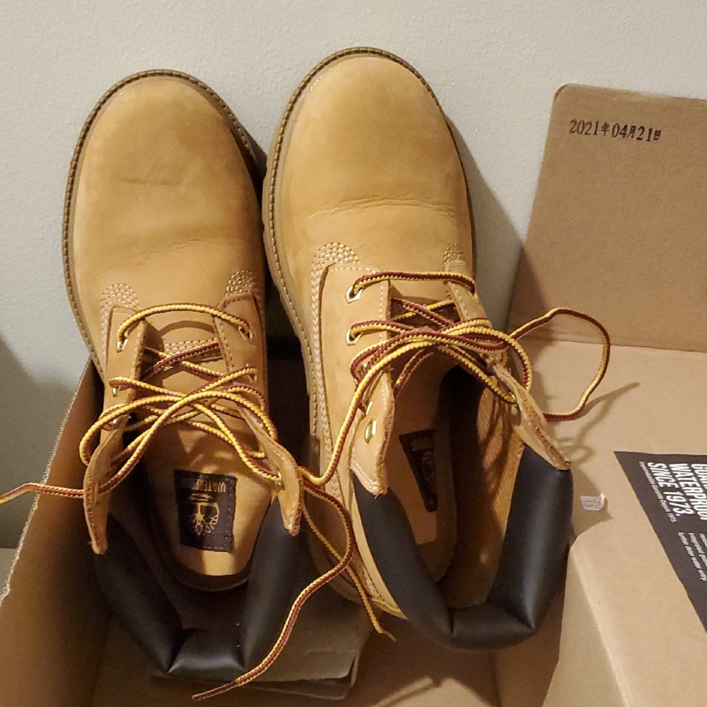 Timberland Youth Wheat Nubuck Boots
